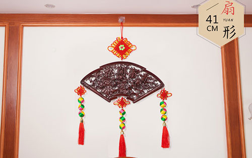 鄢陵中国结挂件实木客厅玄关壁挂装饰品种类大全